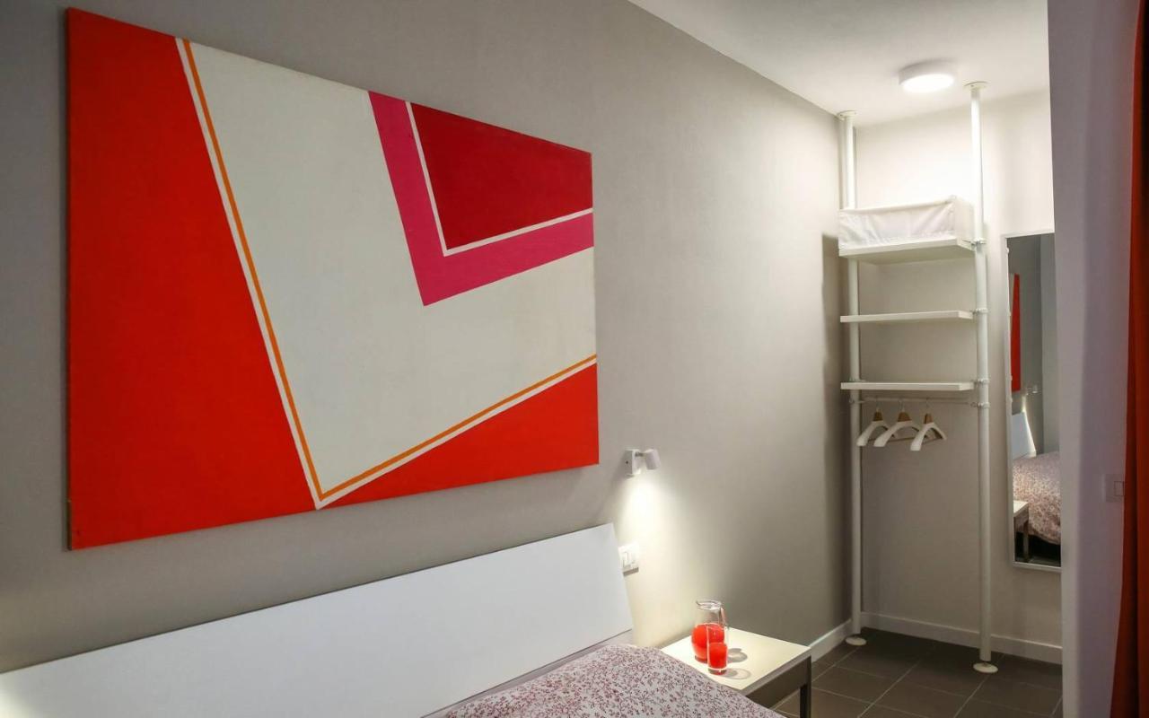 B&B Warmup Grosseto - Parcheggio Incluso Nella Corte Interna Ngoại thất bức ảnh