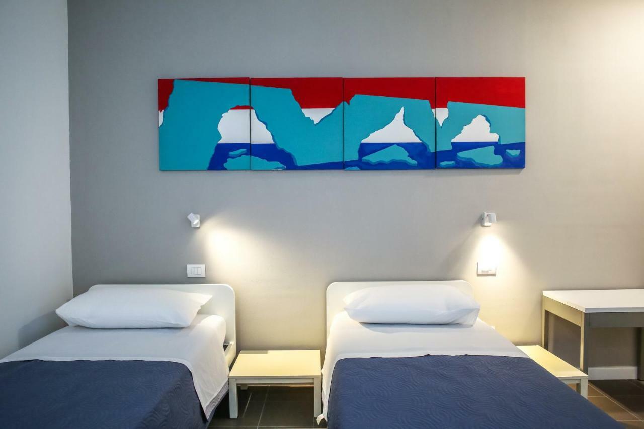 B&B Warmup Grosseto - Parcheggio Incluso Nella Corte Interna Ngoại thất bức ảnh